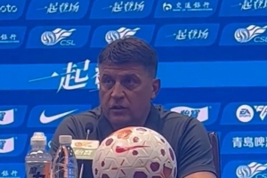 米洛耶维奇：吴曦和朱辰杰是榜样，今天他们和队伍的表现水准都很满意